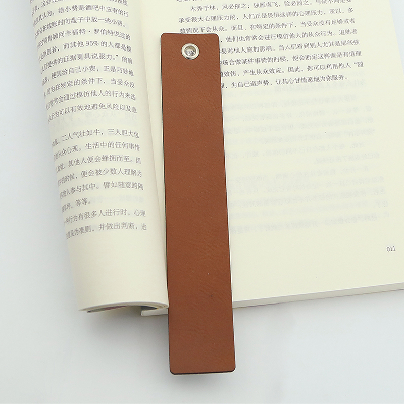 Leabharmharc Cruth Fada Laserable Leatherette