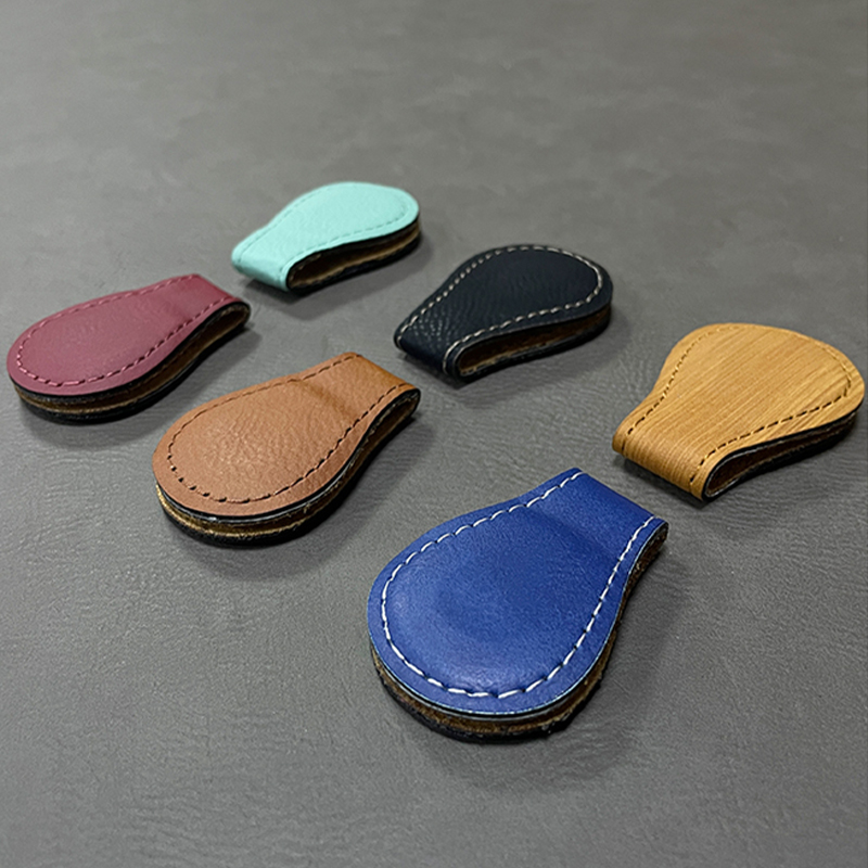 Leabharmharc Maighnéad Leatherette Laserable