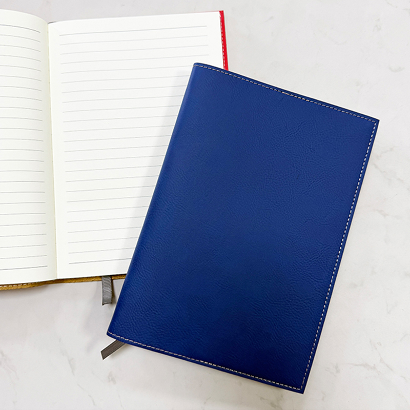 Leabhar nótaí Inathraithe Leatherette Laserable