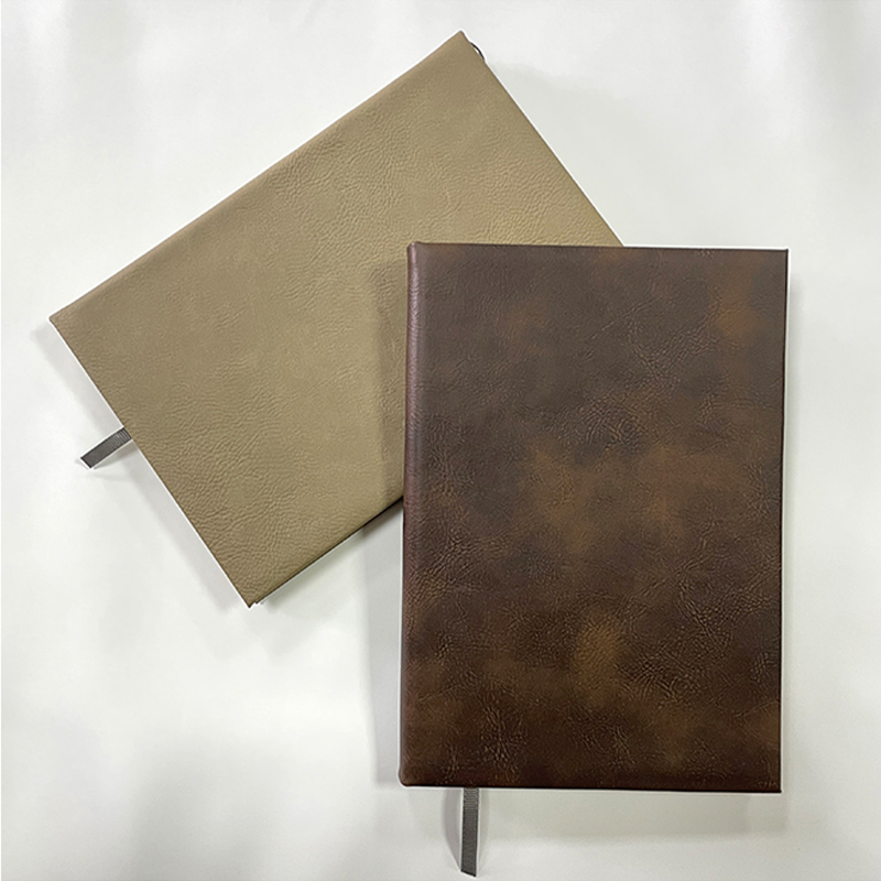 Leatherette Léasair 5 1/4 x 8 1/4 Sceitseáil Leabhar Leatherette Léasair 5 1/4 x 8 1/4 Sceitseáil Leabhar