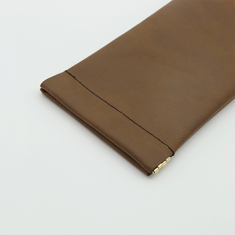 Mála Pouch Earraigh Laserable Leatherette