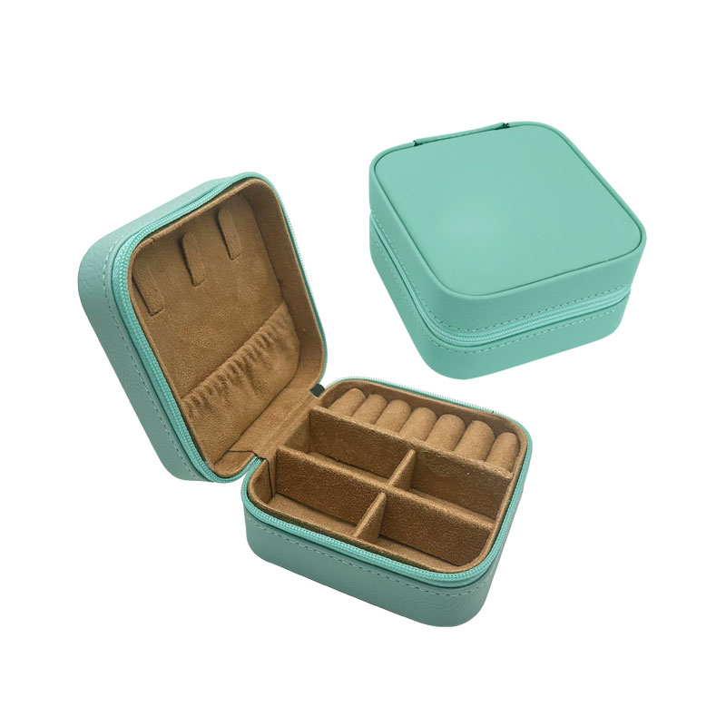 Bosca Seodra Taistil Leatherette Laserable 4×4 le Líneáil Tan