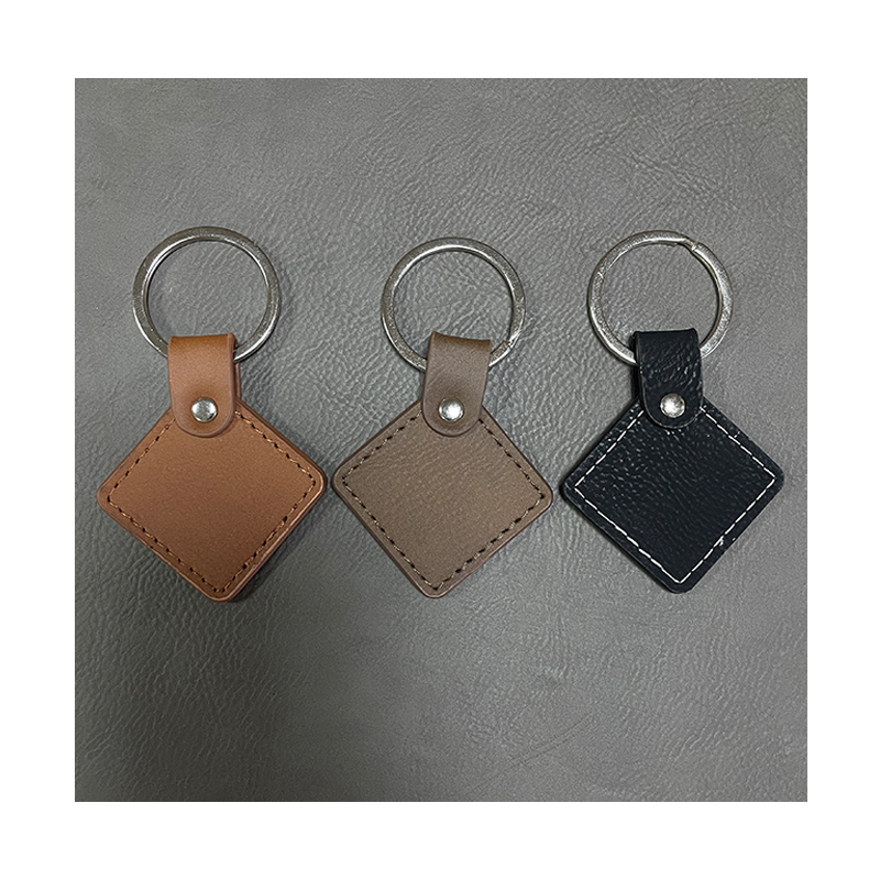 Keychains Cearnóg Leatherette Laserable le Oiled Edge