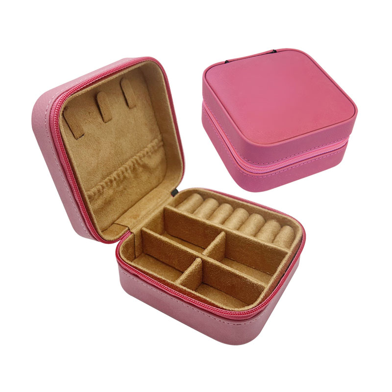 Bosca Seodra Taistil Leatherette Laserable 4×4 le Líneáil Tan