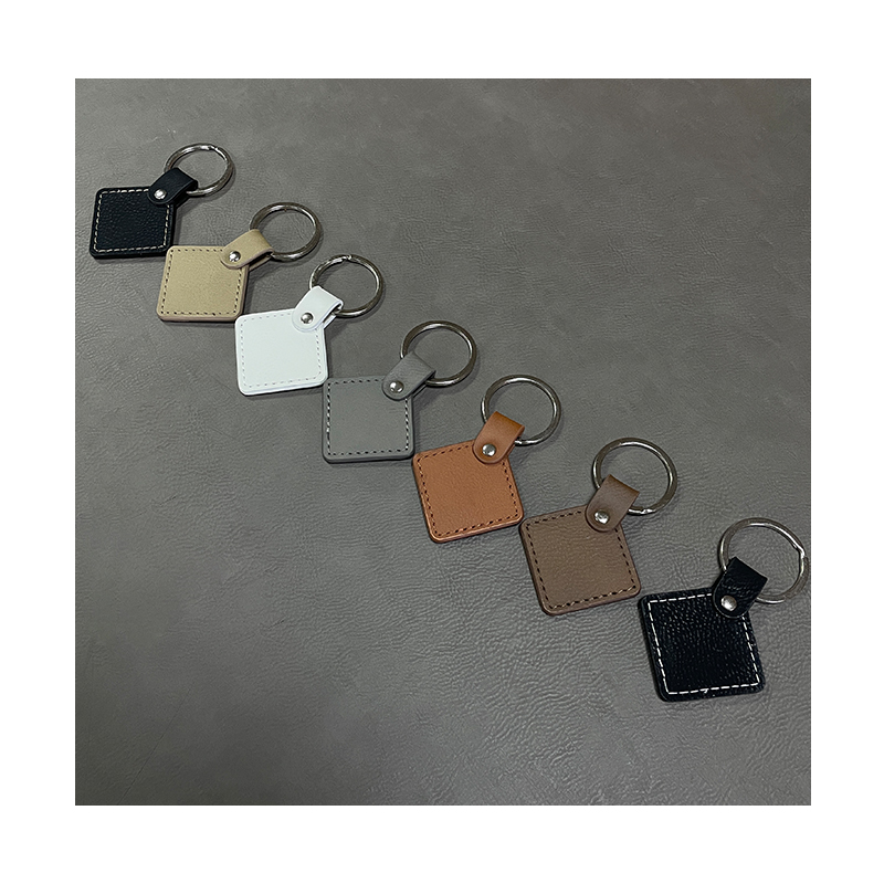 Keychains Cearnóg Leatherette Laserable le Oiled Edge