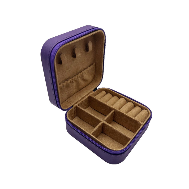 4 × 4 Laserable Leatherette Taisteal Bosca Jewelry le Líneáil Dubh