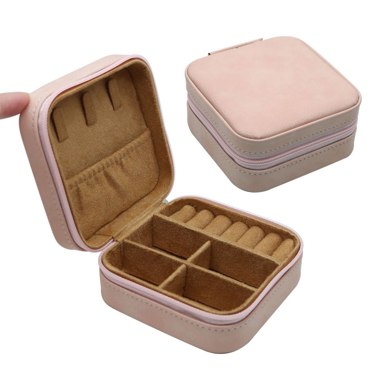 4 × 4 Laserable Leatherette Taisteal Bosca Jewelry le Líneáil Dubh