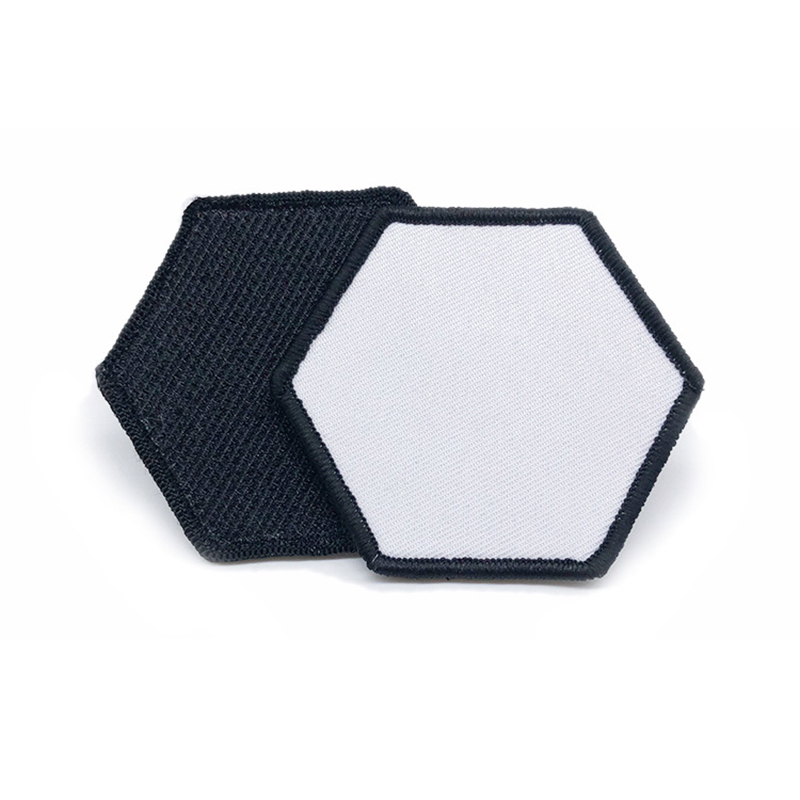 2 1/2' x 2 1/2' Paistí Leatherette Sublimation Cearnógach le greamaitheacha